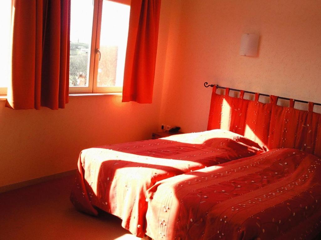 Logis L'Auberge Du Quercy Blanc Molières エクステリア 写真